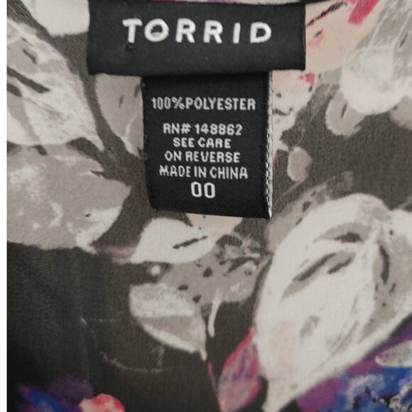 Torrid Sleeveless Tank Top Floral Tie Front Keyhole Sz 00 10/12 - Picture 3 of 4